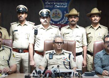 ದ್ವಿ-ಚಕ್ರ ವಾಹನಗಳನ್ನು, ಕಳ್ಳತನ ಮಾಡುತ್ತಿದ್ದ ಓರ್ವ ವ್ಯಕ್ತಿಯ ಬಂಧನ. 14 ದ್ವಿ-ಚಕ್ರ ವಾಹನಗಳ ವಶ. ಮೌಲ್ಯ 10 ಲಕ್ಷ