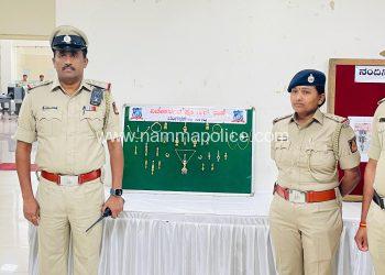 229 ಗ್ರಾಂ ಚಿನ್ನಾಭರಣ, 21.41 ಗ್ರಾಂ ವಜ್ರದ ಆಭರಣ ಹಾಗೂ 37.28 ಗ್ರಾಂ ಬೆಳ್ಳಿಯ ಆಭರಣಗಳನ್ನು ವಶ. ಮೌಲ್ಯ 25 ಲಕ್ಷ.