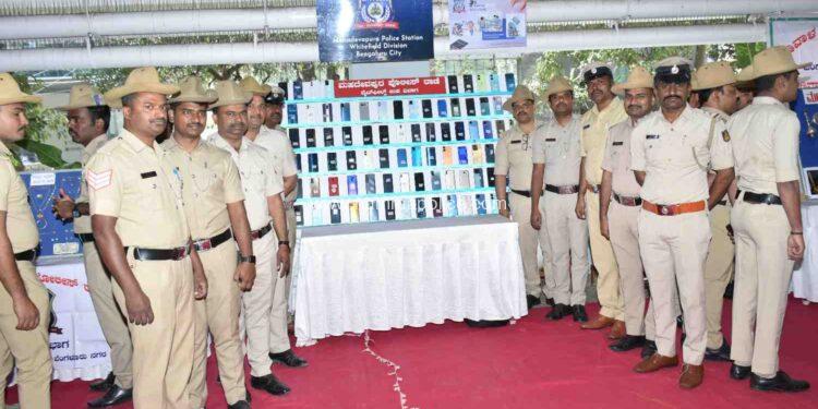 30.40 ಲಕ್ಷದ ಮೊಬೈಲ್ ಪತ್ತೆ ಹಚ್ಚಿದ ಮಹದೇವಪುರ ಆರಕ್ಷಕರು