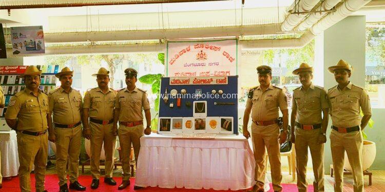 181 ಗ್ರಾಂ ಚಿನ್ನದ ಗಟ್ಟಿ, 333 ಗ್ರಾಂ ಬೆಳ್ಳಿ ವಸ್ತುಗಳ ವಶ. ಮೌಲ್ಯ 12.25 ಲಕ್ಷ.