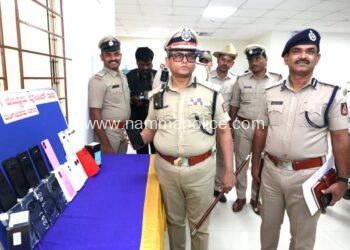 ಮೊಬೈಲ್ ಫೋನ್ಗಳನ್ನು ಕಳುವು ಮಾಡುತ್ತಿದ್ದ ಓರ್ವ ವ್ಯಕ್ತಿಯ ಬಂಧನ.
