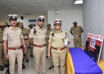 ಮೊಬೈಲ್ ಫೋನ್ಗಳನ್ನು ಸುಲಿಗೆ ಮಾಡುತ್ತಿದ್ದ ಇಬ್ಬರು ವ್ಯಕ್ತಿಗಳ ಬಂಧನ.
