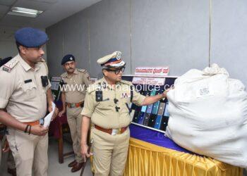 ಗೋವಿಂದರಾಜ ನಗರ ಪೊಲೀಸರಿಂದ ಓರ್ವ ರೌಡಿ ವ್ಯಕ್ತಿಯ ಬಂಧನ 25 ಲಕ್ಷ ಮೌಲ್ಯದ 43 ಕೆಜಿ 80 ಗ್ರಾಂ ಗಾಂಜಾ ವಶ