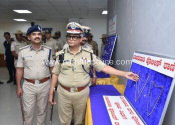 ಬಾಣಸವಾಡಿ ಪೊಲೀಸರಿಂದ ಮನೆ ಕಳುವು ಮಾಡಿದ್ದ ಇಬ್ಬರು ಆರೋಪಿಗಳ ಬಂಧನ 10 ಲಕ್ಷ ಮೌಲ್ಯದ 117 ಗ್ರಾಂ ಚಿನ್ನಾಭರಣಗಳ ವಶ