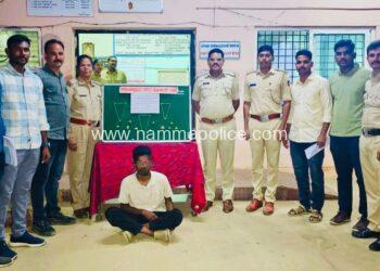 ಚಿಕ್ಕಬಳ್ಳಾಪುರ ಟೌನ್ ಪೊಲೀಸರಿಂದ ಮನೆ ಕಳ್ಳತನ ಮಾಡುತ್ತಿದ್ದ ಓರ್ವ ಕಳ್ಳನ ಬಂಧನ 9 ಲಕ್ಷ ಮೌಲ್ಯದ 103 ಗ್ರಾಂ ಚಿನ್ನಾಭರಣ ವಶ