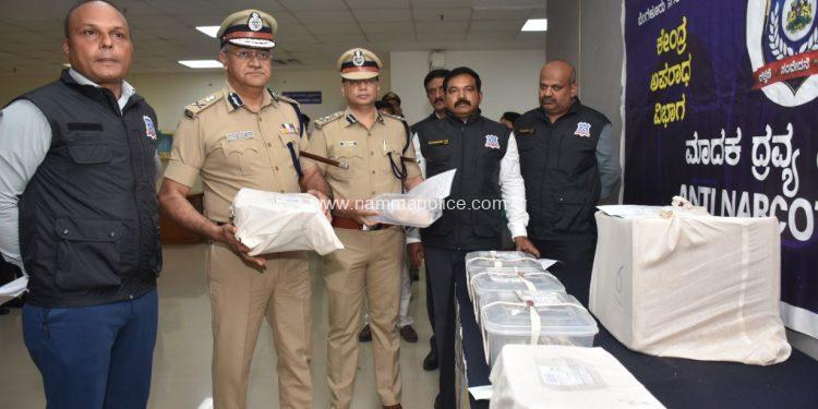 ಬೆಂಗಳೂರು ಸಿಸಿಬಿಯಿಂದ ಡ್ರಗ್ ಪೆಡ್ಲರ್ಗಳ ಬಂಧನ ಹಾಗೂ ಕೋಟಿ ಮೌಲ್ಯದ ಮಾದಕ ವಸ್ತು ವಶ