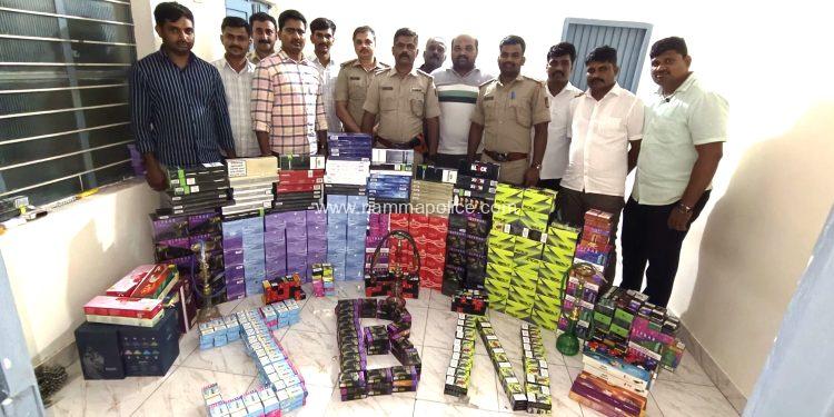 ಜೆ.ಬಿ. ನಗರ ಪೊಲೀಸರ ಭರ್ಜರಿ ಕಾರ್ಯಾಚರಣೆ: ಬೆಂಗಳೂರಿನಲ್ಲಿ ಲಕ್ಷಾಂತರ ರೂಪಾಯಿ ಮೌಲ್ಯದ ನಿಷೇಧಿತ ಇ-ಸಿಗರೇಟ್‌ಗಳ ವಶ