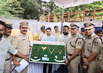 4 ಆರೋಪಿಗಳನ್ನು ಬಂಧಿಸಿ, 70 ಪ್ರಕರಣಗಳನ್ನು ಭೇದಿಸುವಲ್ಲಿ ಯಶಸ್ವಿ